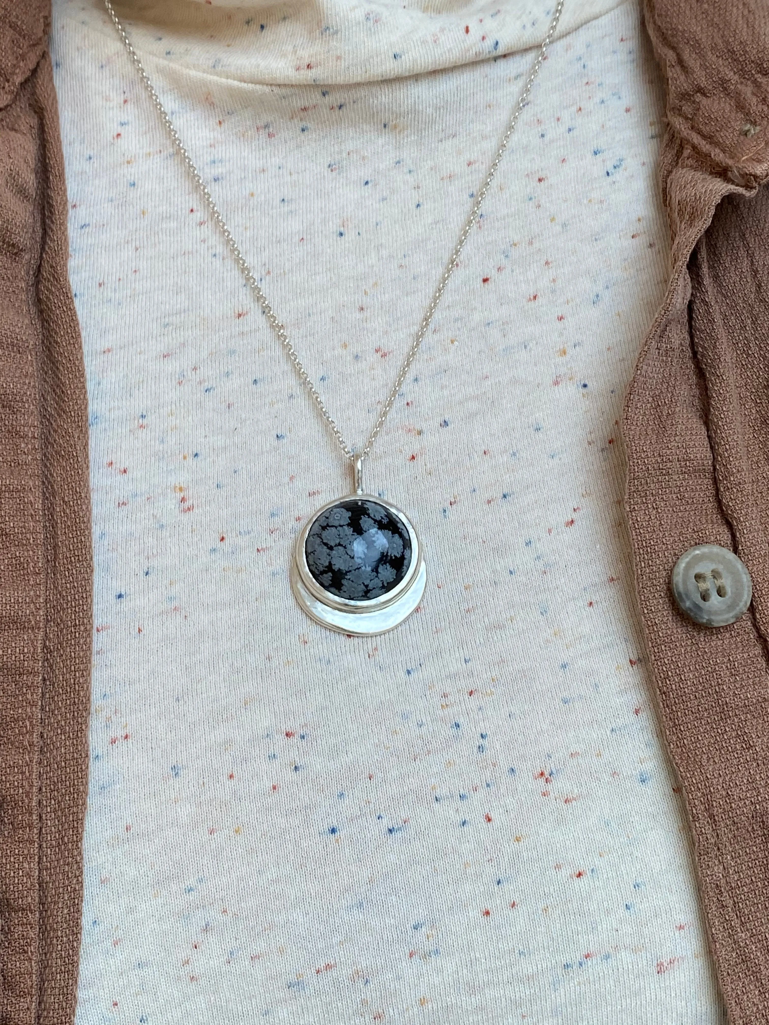 ECLIPSE NECKLACE