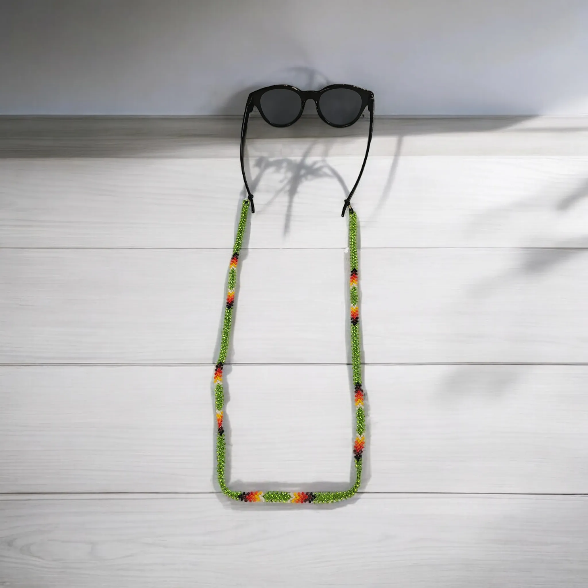 Handmade glasses  chain ( green)