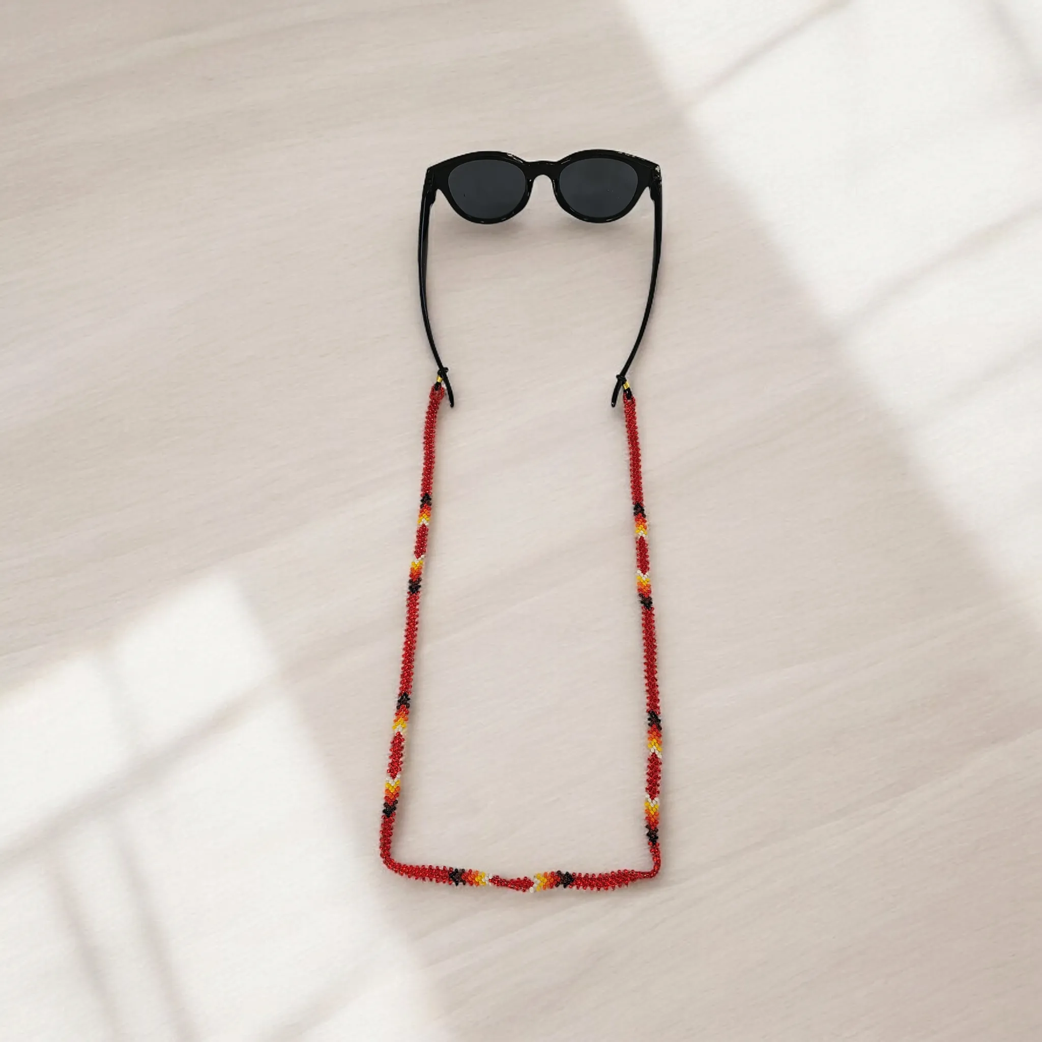 Handmade glasses  chain ( red 2)