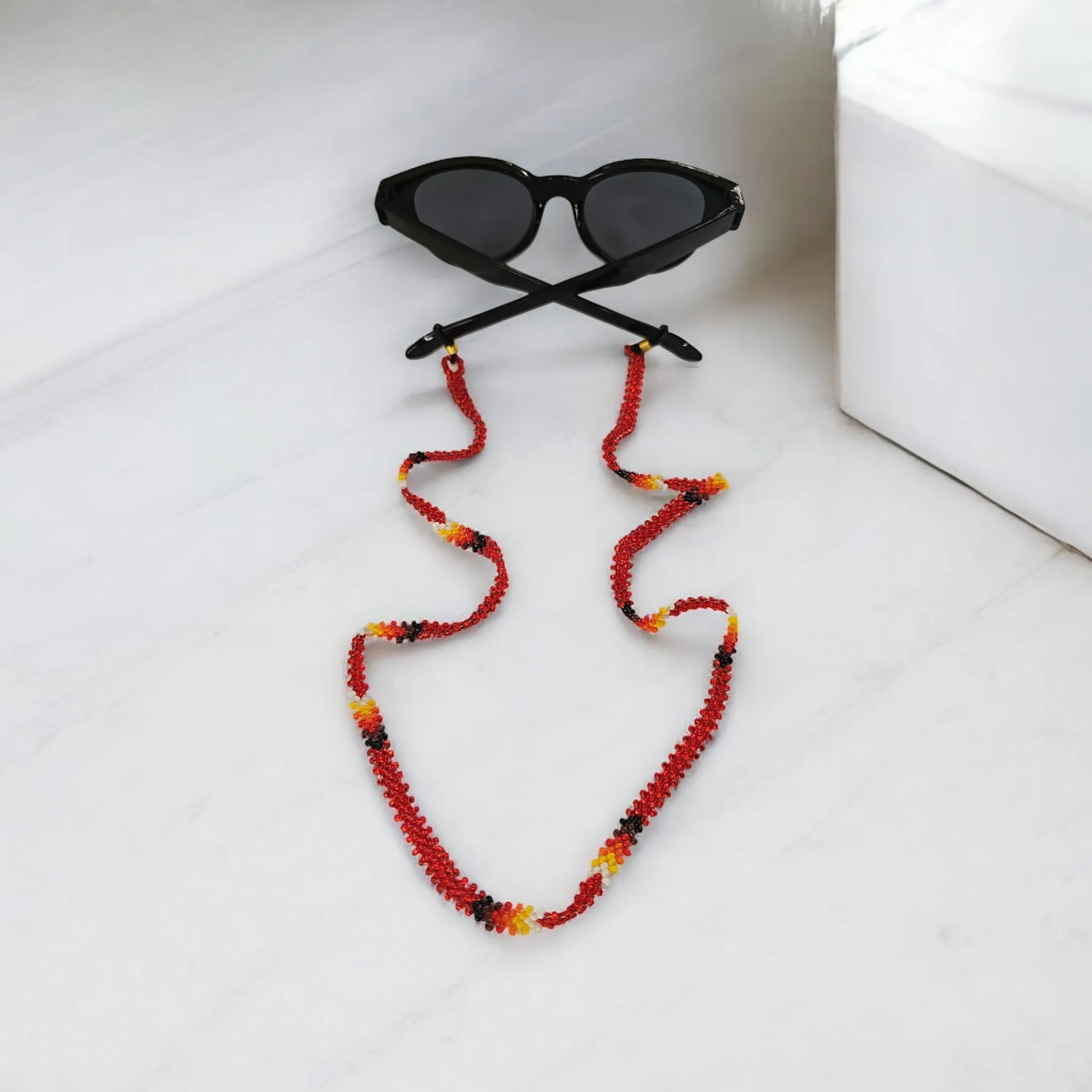 Handmade glasses  chain ( red 2)