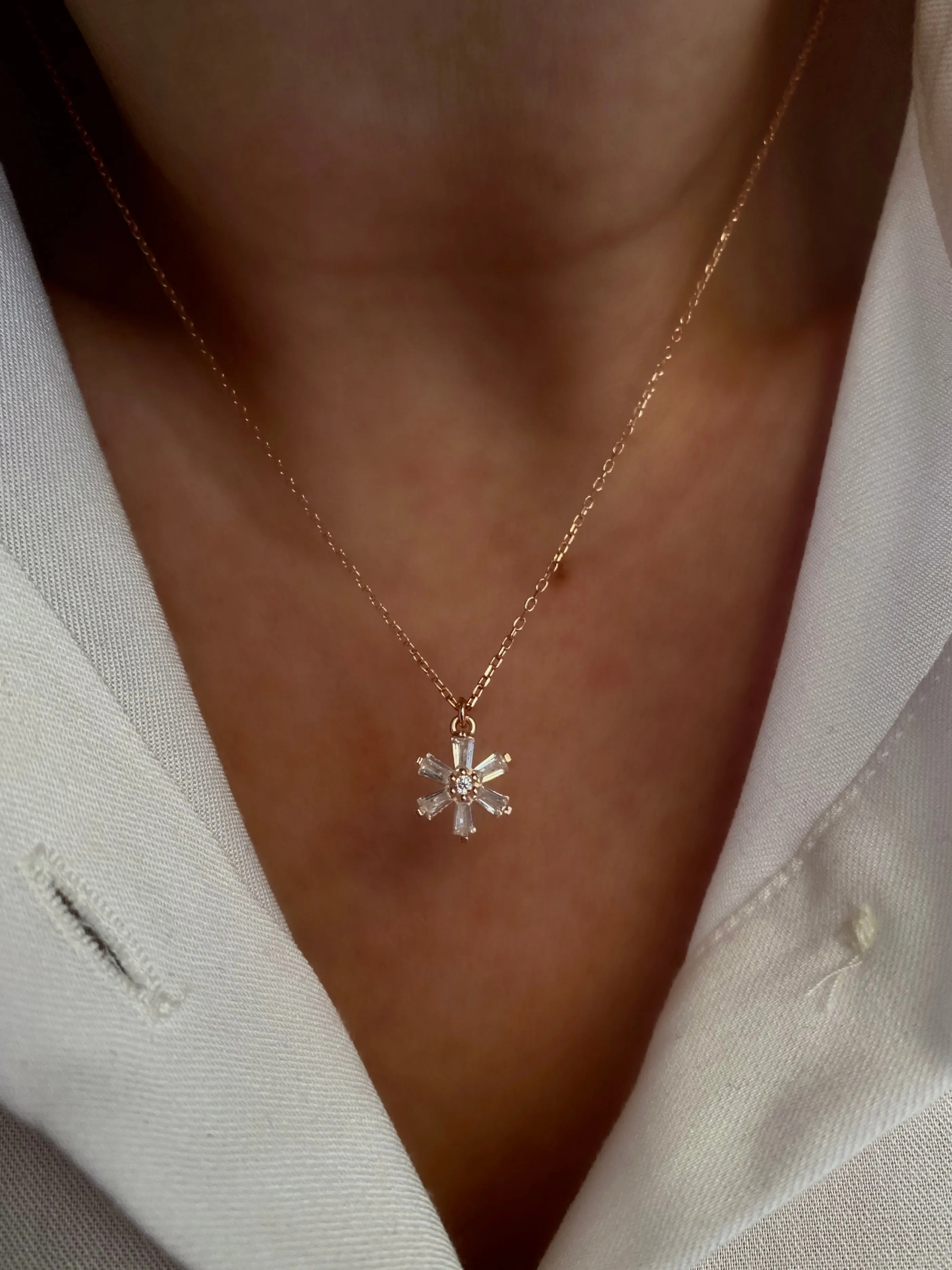 Pretty flower Necklaces with colourful stones